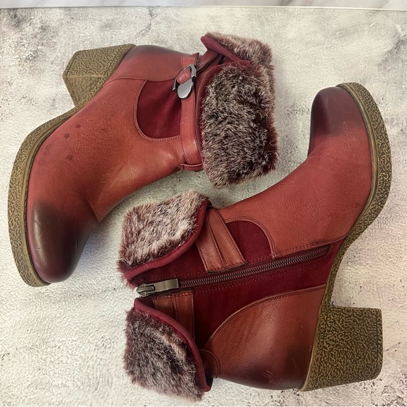 Luvshoe's Canada Red Block Heel Winter Ankle Booties - Picture 3 of 16
